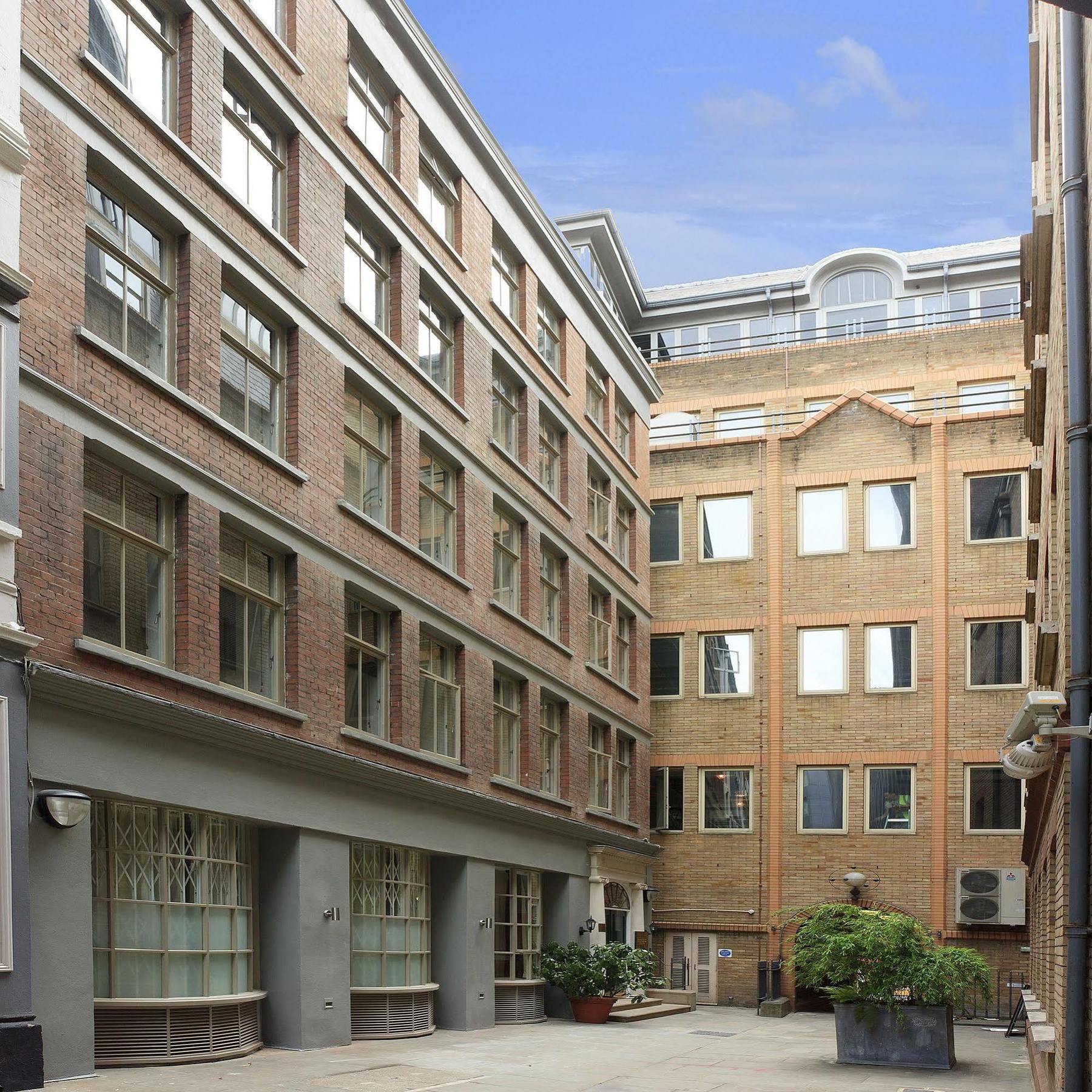 Saco Fleet Street, Crane Court * Londra